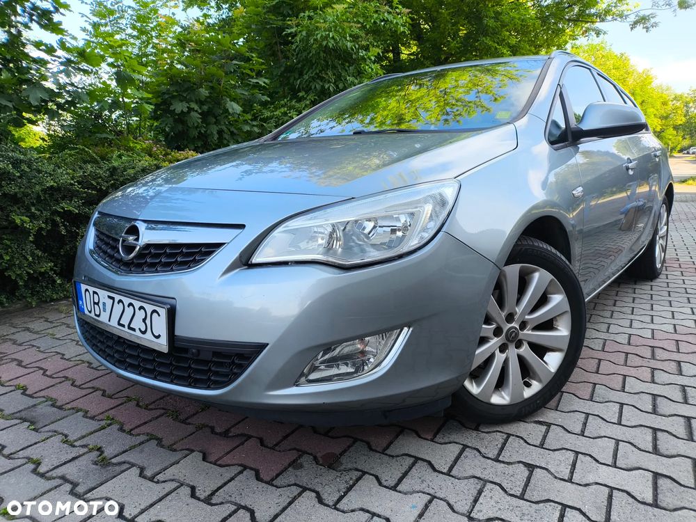 Opel Astra 1.6 Cosmo - 1