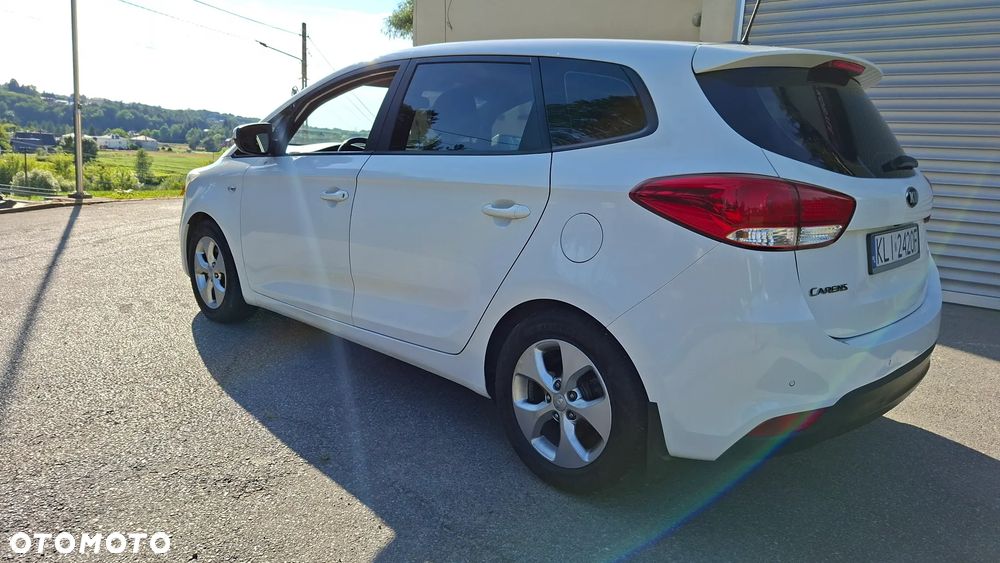 Kia Carens 1.7 CRDi XL 7os - 19