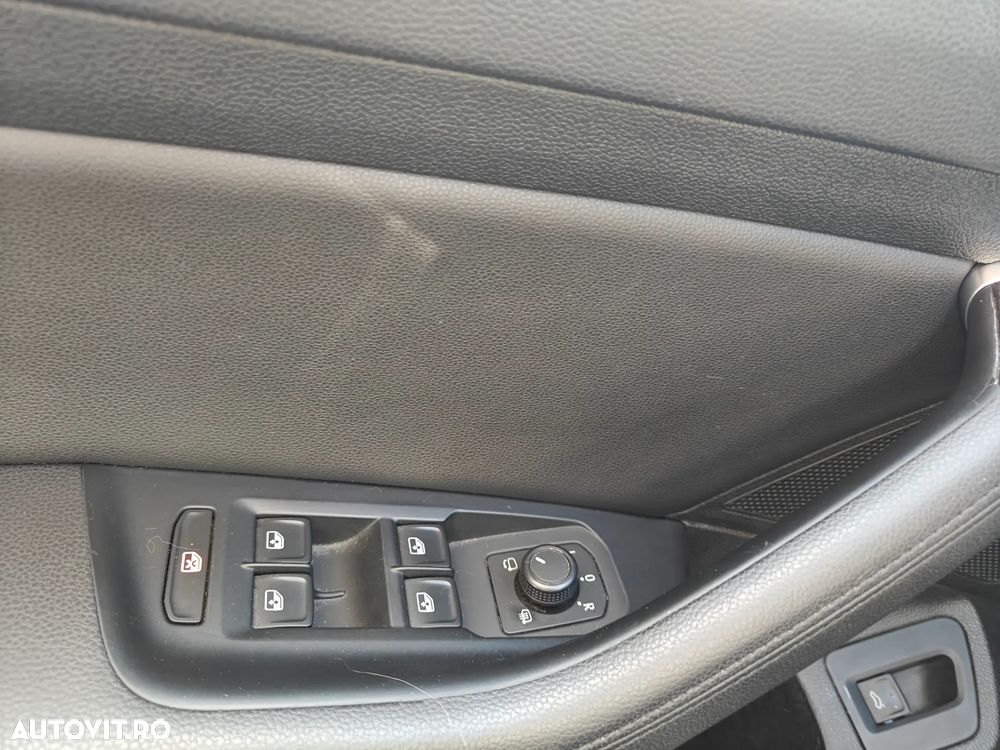 Volkswagen Passat 2.0 TDI 4Motion Comfortline - 10