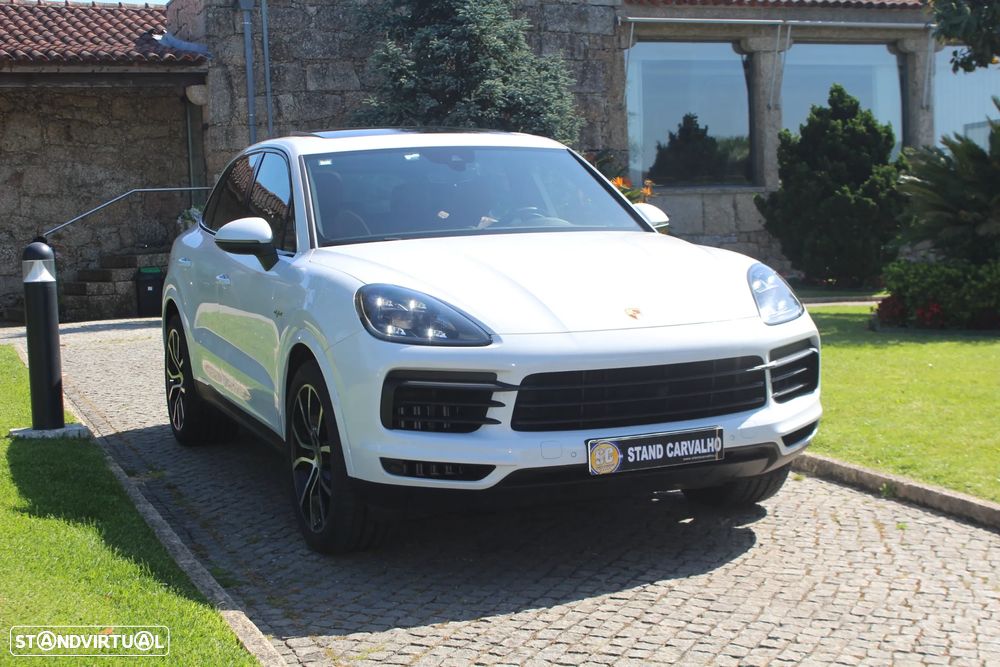 Porsche Cayenne S E-Hybrid - 4