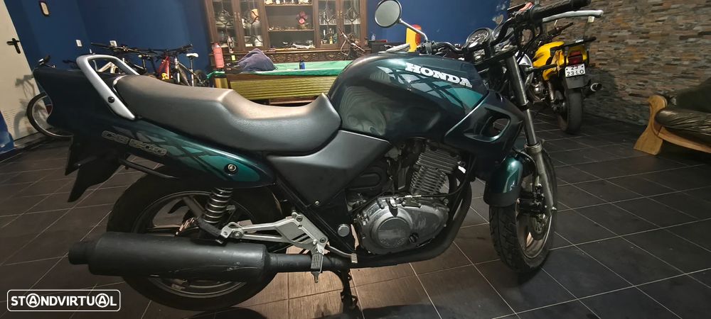 Honda CB PC26 - 5