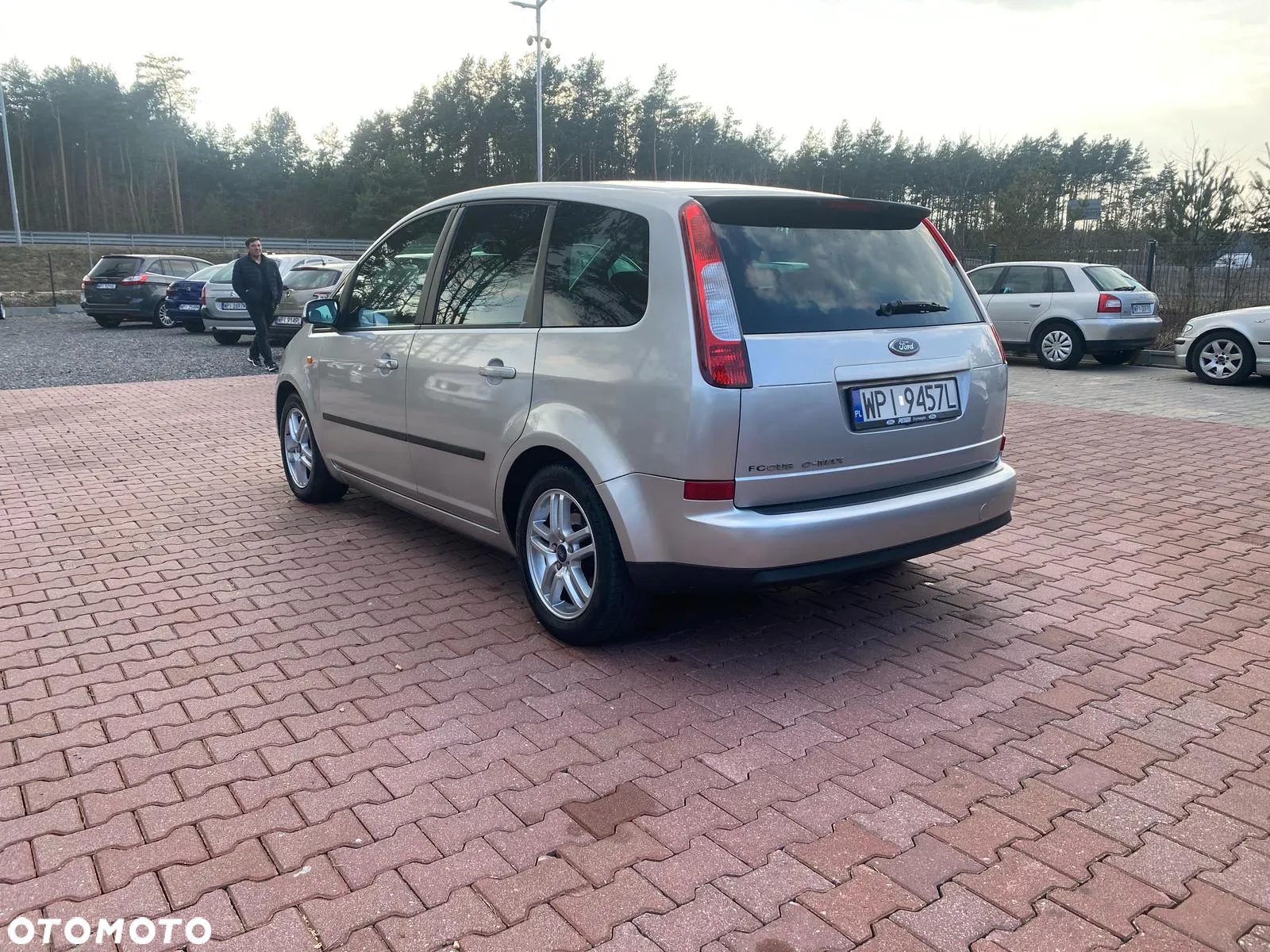 Ford Focus C-Max 1.8 Ambiente - 3
