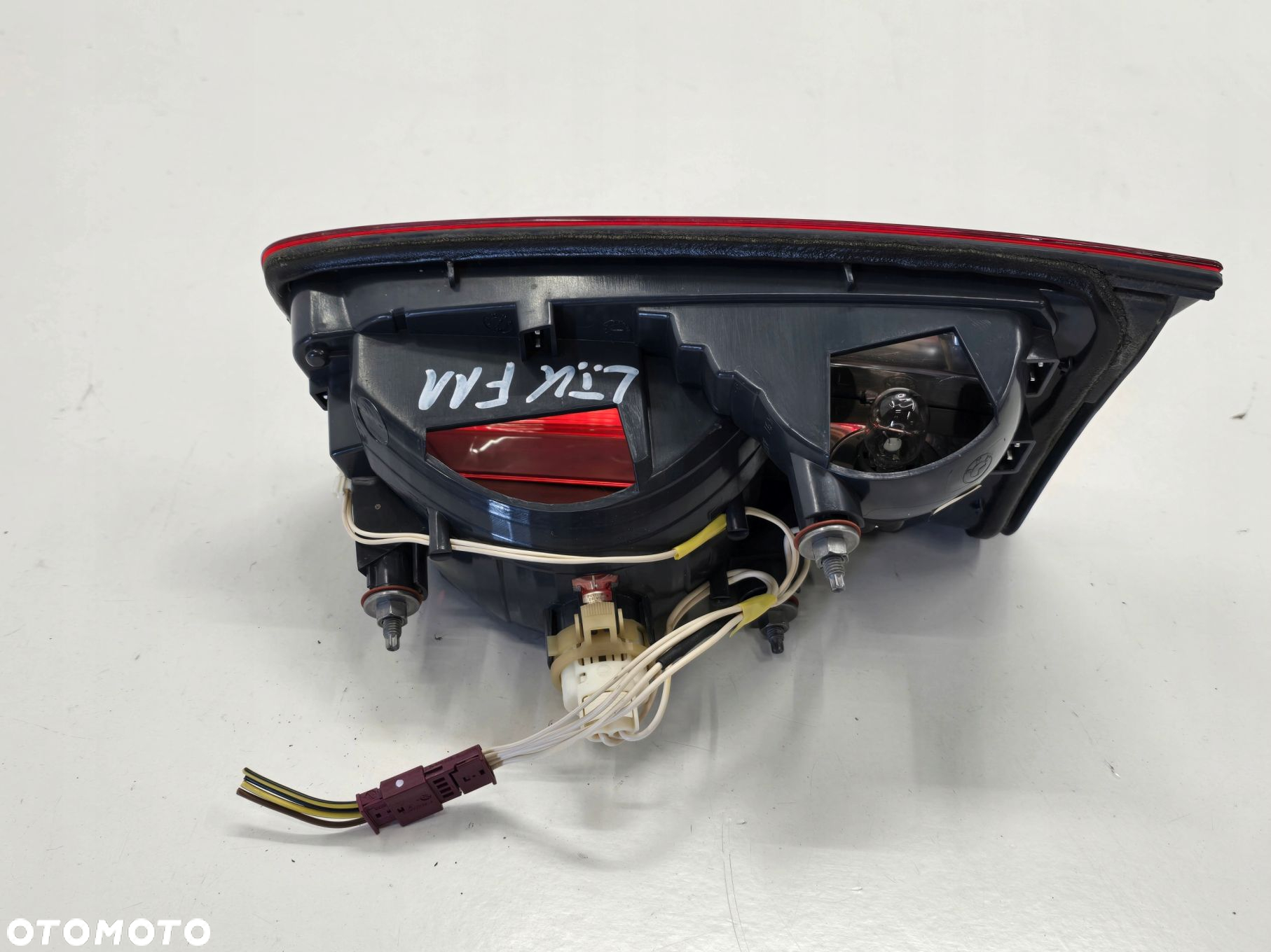 BMW 5 F11 13R LAMPA LEWY TYŁ W KLAPĘ 7203227 - 4