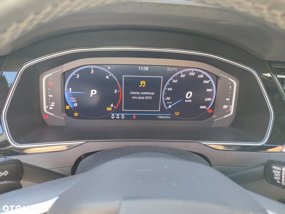 Volkswagen Passat Variant 2.0 TDI SCR DSG Elegance - 15