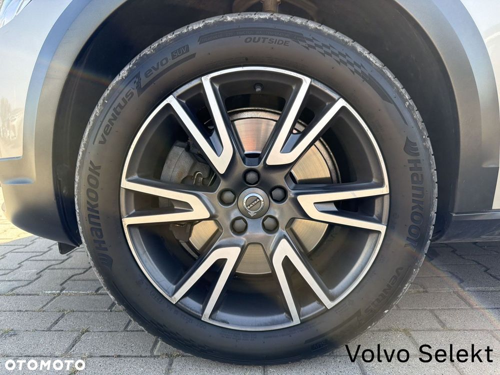 Volvo V90 Cross Country - 33