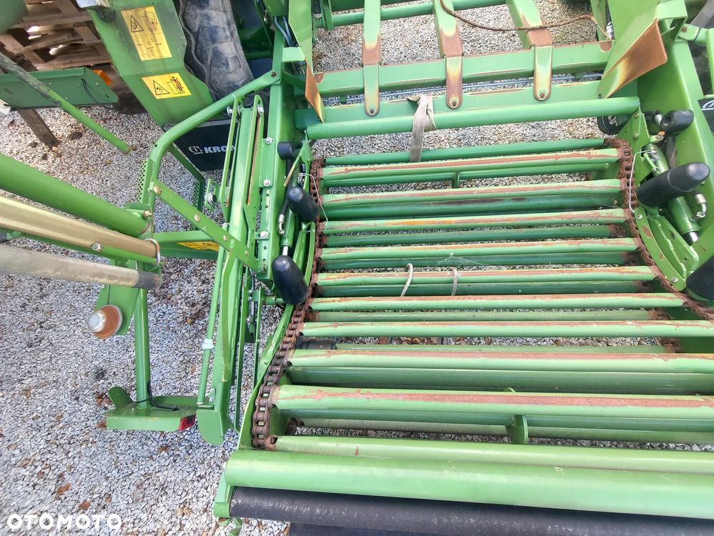 Stół owijarki mechanizm napędu łańcuchy KRONE COMPRIMA CF155 XC