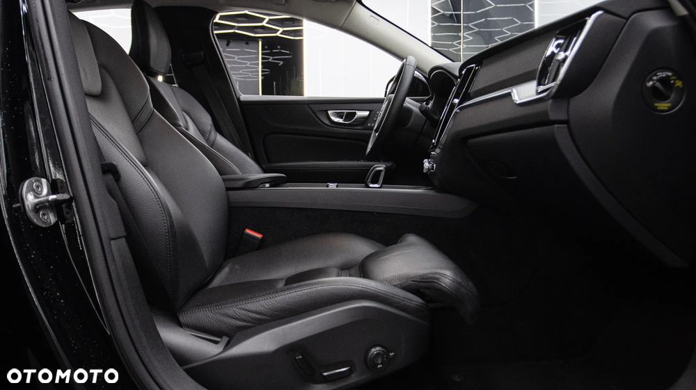 Volvo S60 B4 B Plus Bright - 19