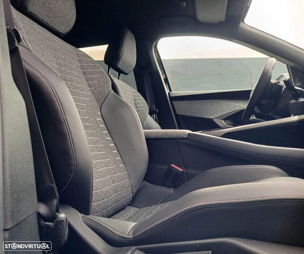 Peugeot E-5008 73 kWh Allure - 27