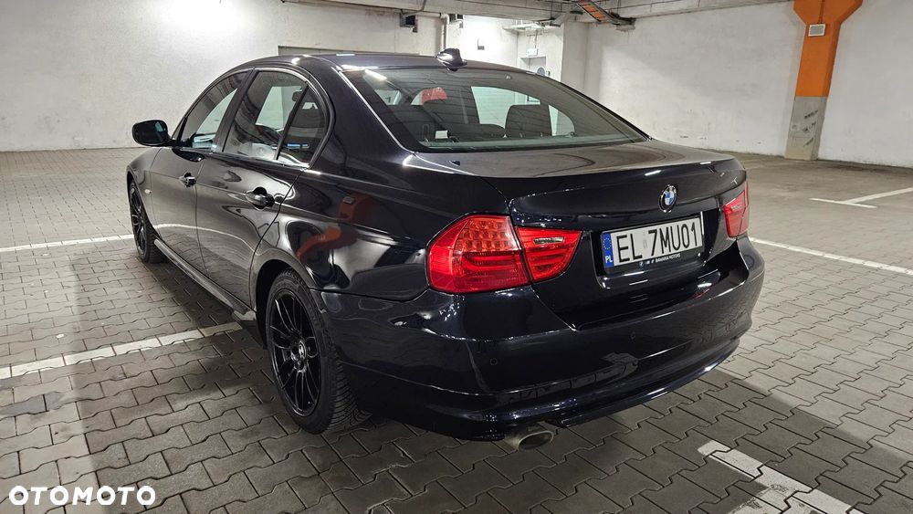BMW Seria 3 320d DPF - 11