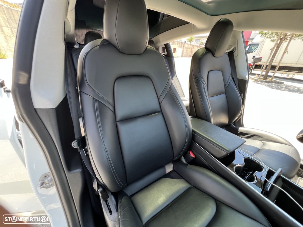 Tesla Model 3 Long Range AWD Dual Motor - 16