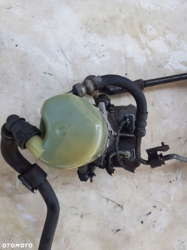 pompa wspomagania Ford Galaxy MK3 2.0 tdci - 3