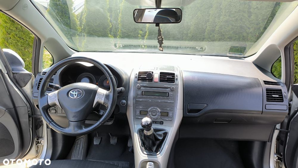 Toyota Auris 1.6 VVT-i Premium - 12