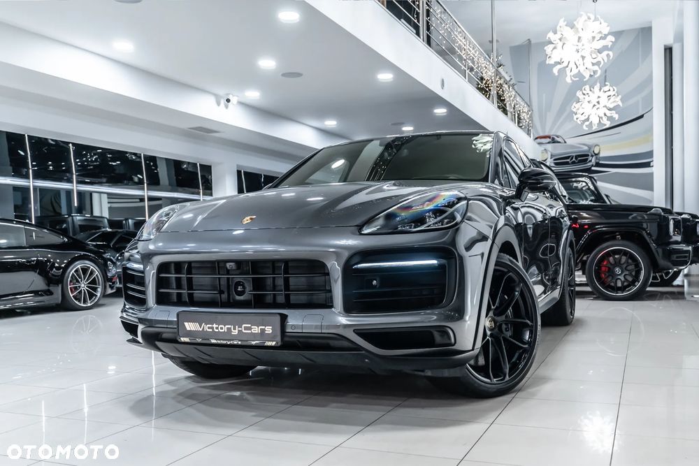 Porsche Cayenne - 2