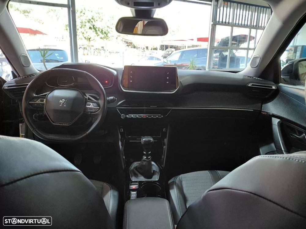 Peugeot 2008 1.2 PureTech Allure Pack — fotografia 20