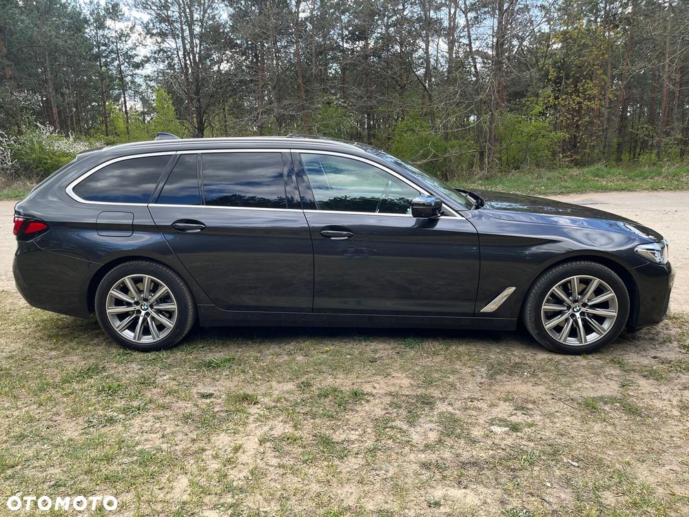 BMW Seria 5 520d Luxury Line sport - 8