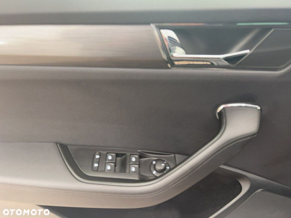Skoda Superb 2.0 TSI Style DSG - 13