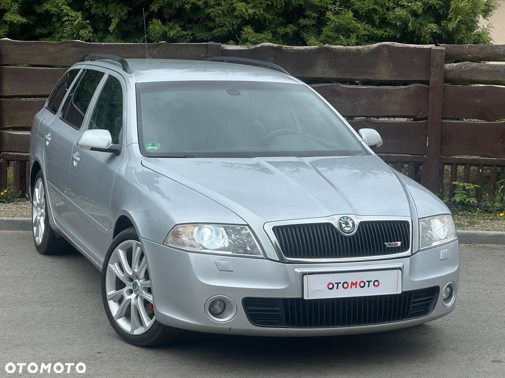 Skoda Octavia 2.0 TDI CR DPF RS - 1