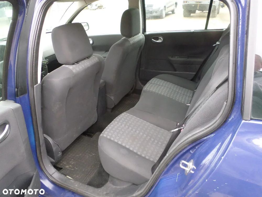 Renault Megane 1.9 dCi Dynamique - 7