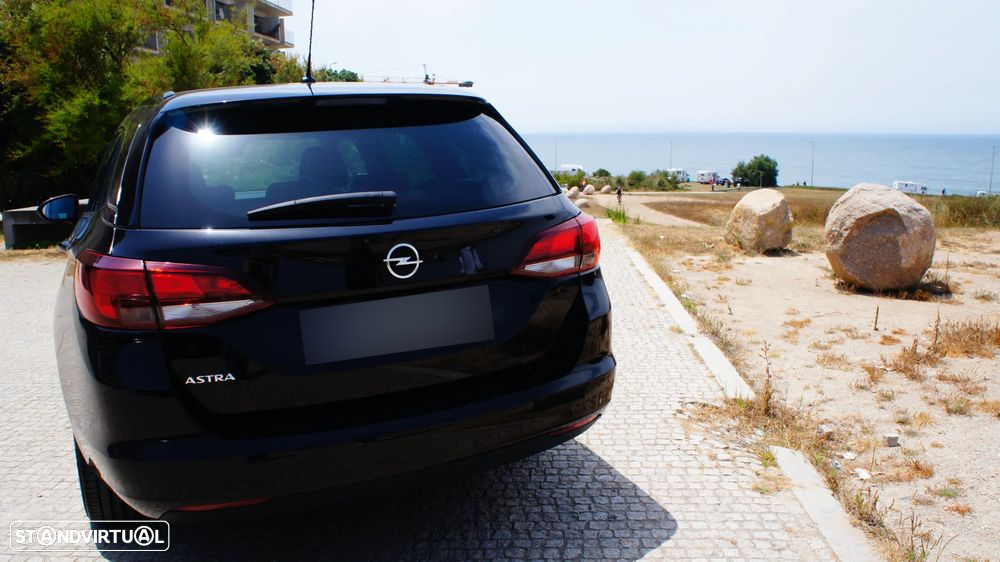 Opel Astra Sports Tourer - 3