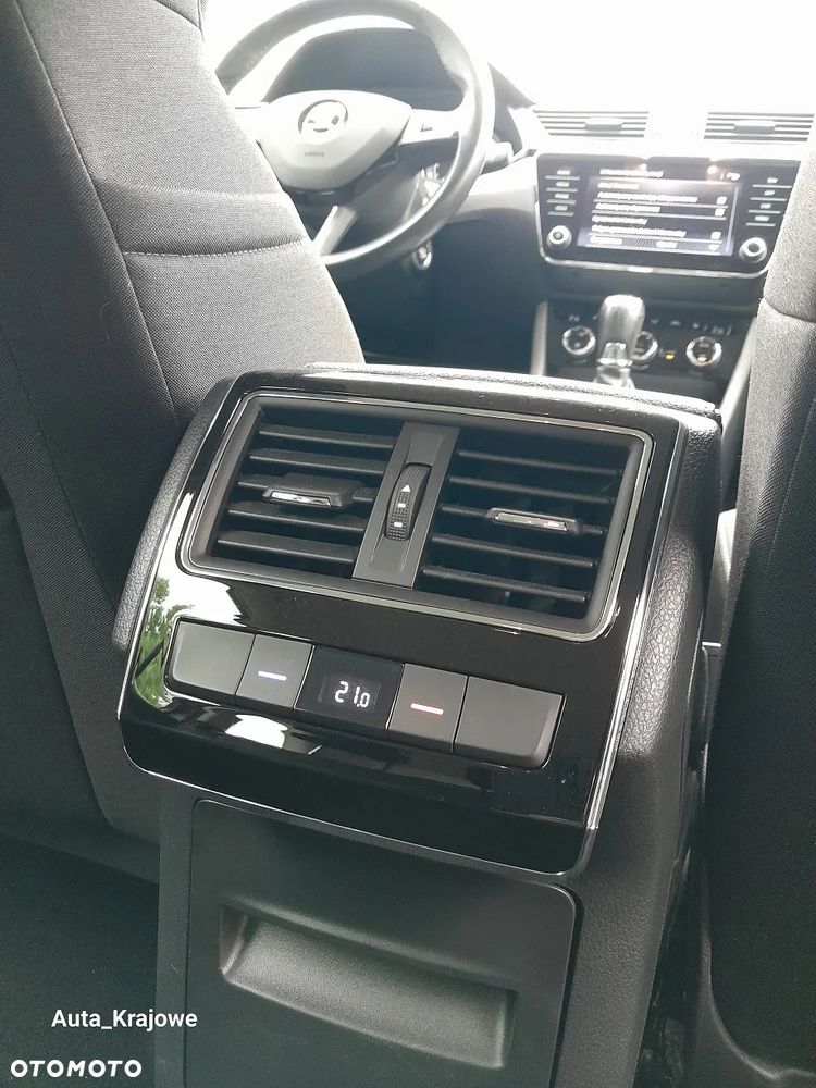 Skoda Superb 2.0 TDI SCR 4x4 Ambition DSG - 36