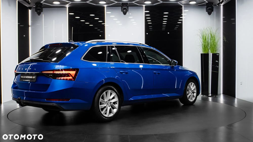Skoda Superb 2.0 TDI SCR Ambition DSG - 7