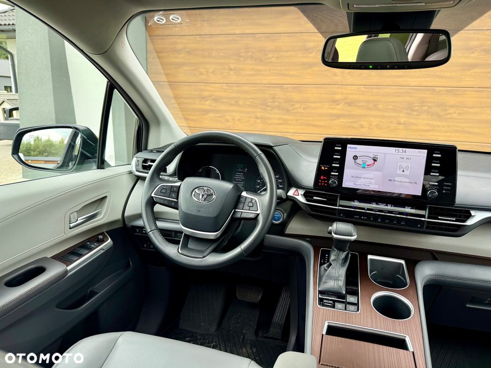 Toyota Sienna - 17