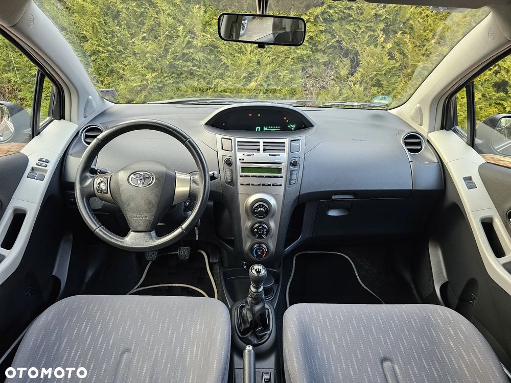 Toyota Yaris 1.33 VVT-i Life - 26