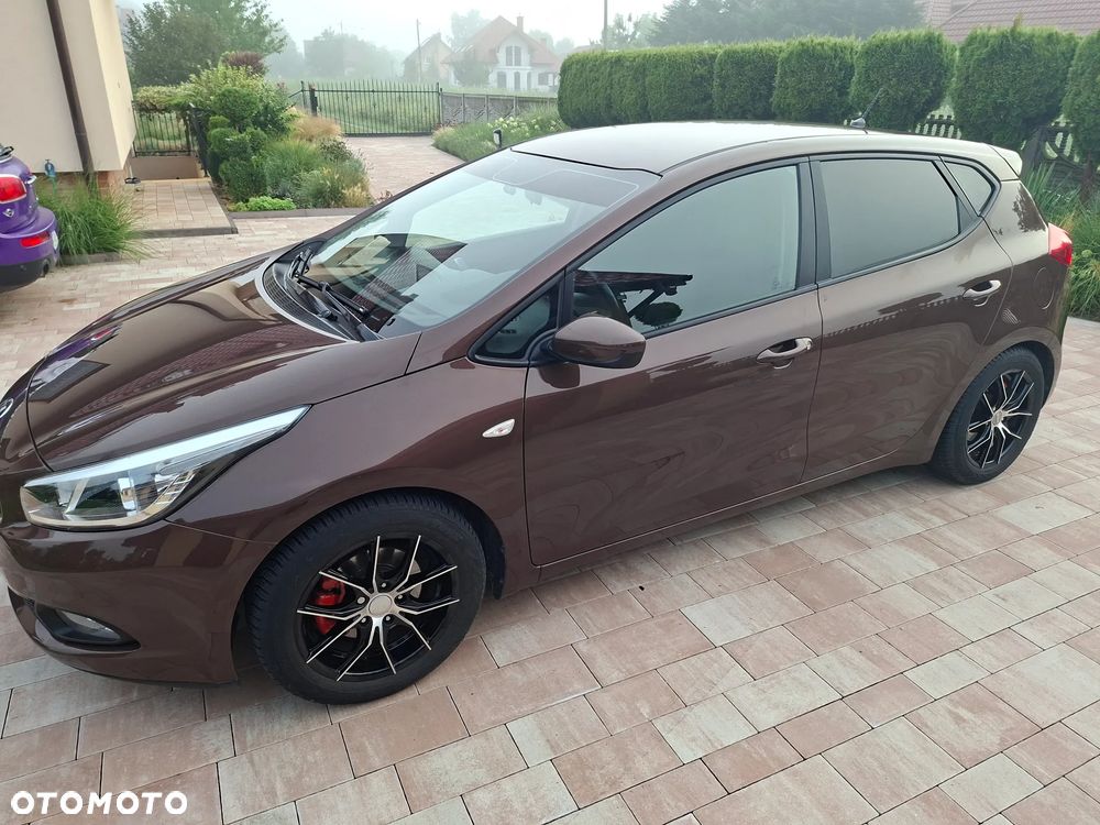 Kia Ceed 1.4 CVVT - 4