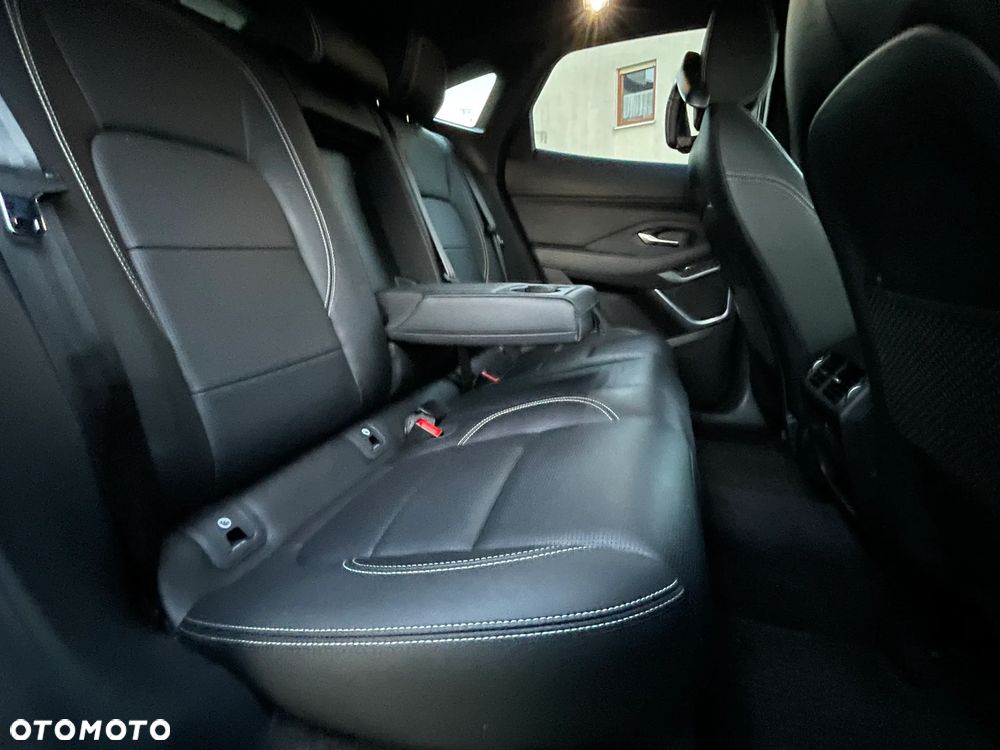 Jaguar E-Pace 2.0 P300 mHEV AWD 300 Sport - 16