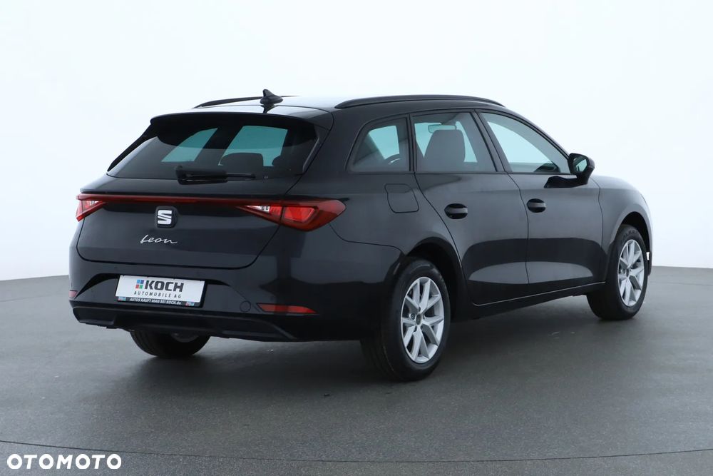 Seat Leon 1.5 eTSI Style DSG - 2