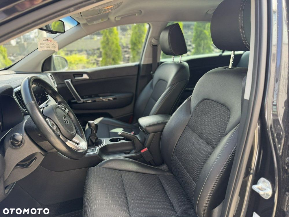 Kia Sportage 1.6 CRDI Black Edition 2WD - 12