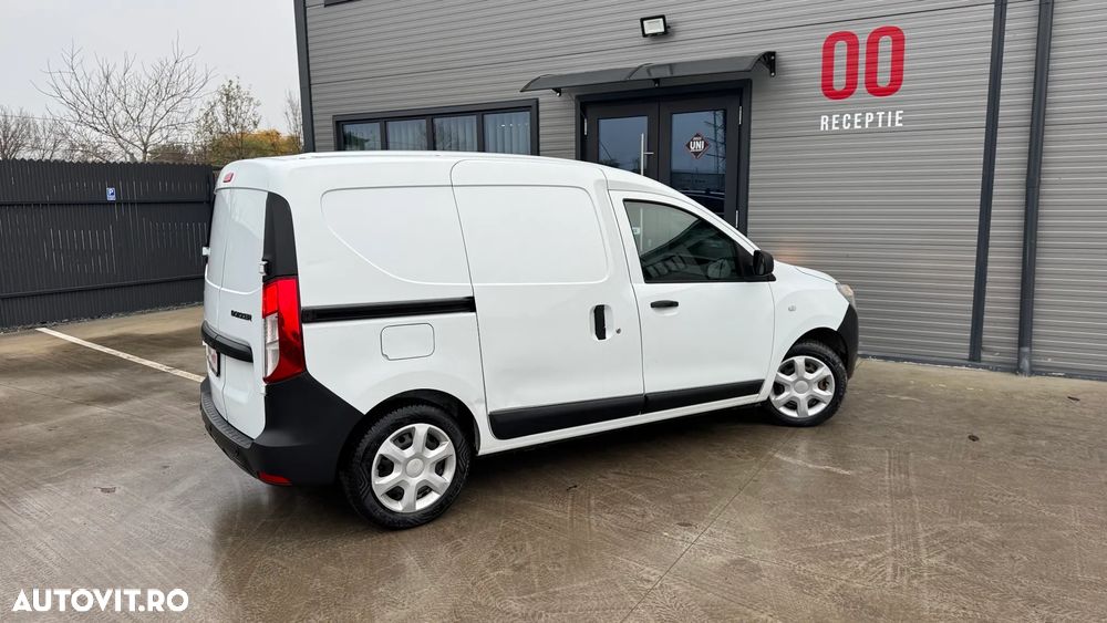 Dacia Dokker SCe 100 Essential - 7