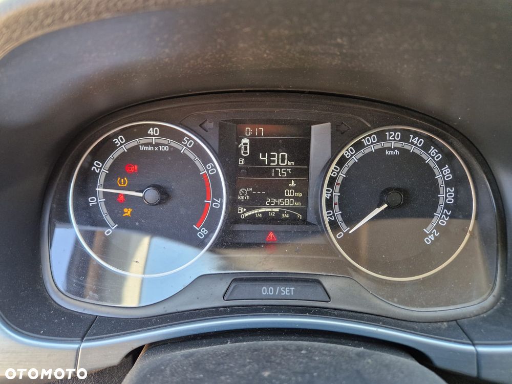 Skoda Fabia 1.0 TSI Ambition - 14