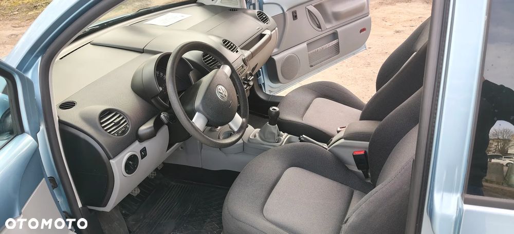 Volkswagen New Beetle 1.6 - 5