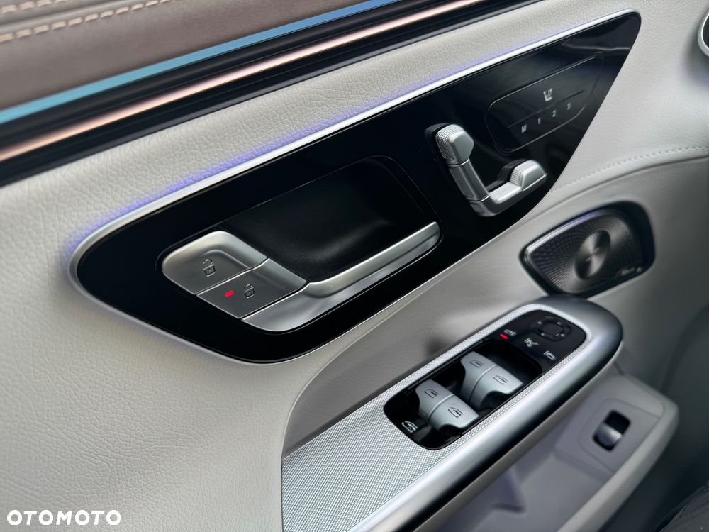 Mercedes-Benz EQE 350 90.5kWh 4-Matic Electric Art - 19