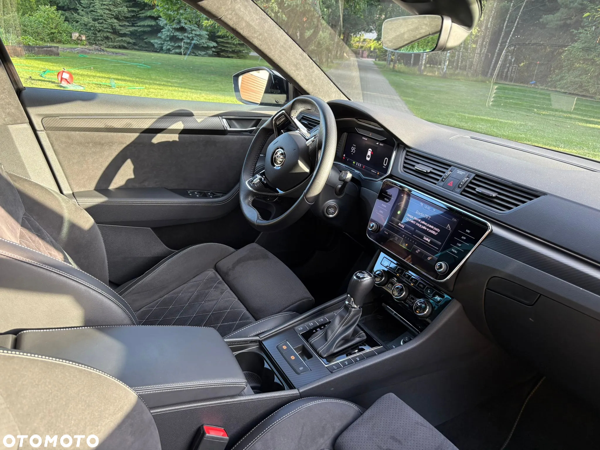Skoda Superb 2.0 TDI SCR Sportline DSG - 5