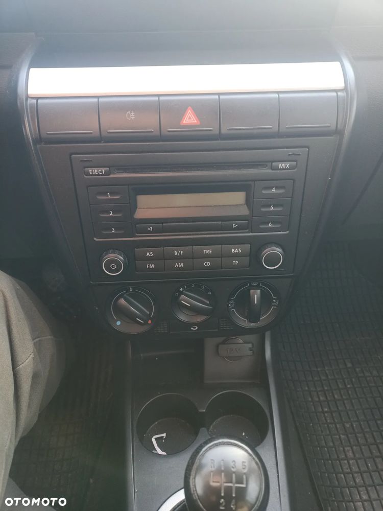 Volkswagen Fox 1.2 Fresh - 9