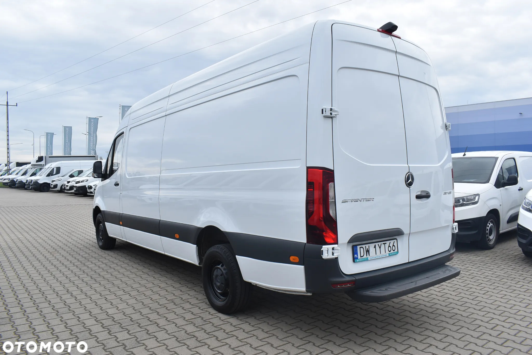 Mercedes-Benz SPRINTER 317 - 8
