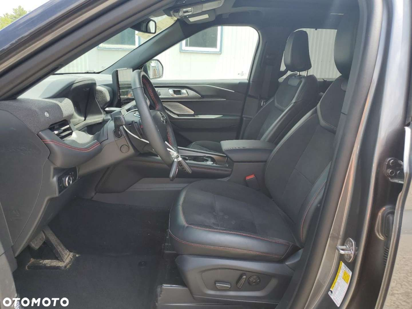 Ford Explorer - 9