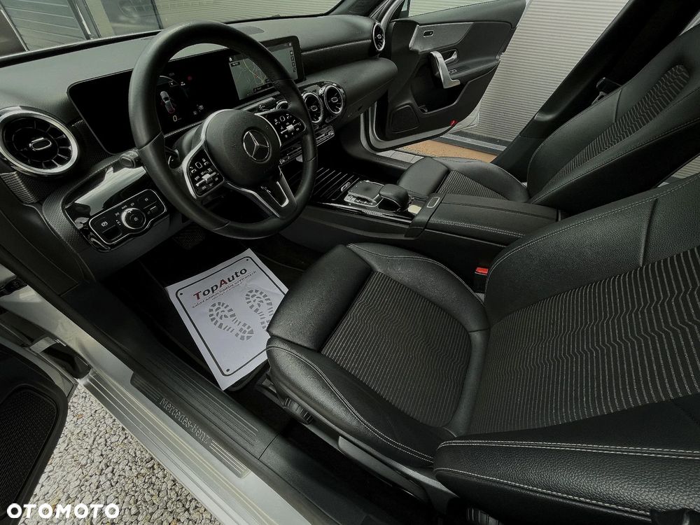Mercedes-Benz Klasa A 180 d 7G-DCT Edition 1 - 18