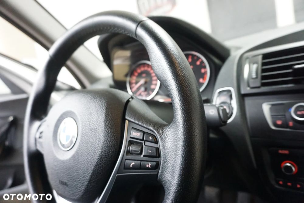 BMW Seria 1 120d Urban Line - 22