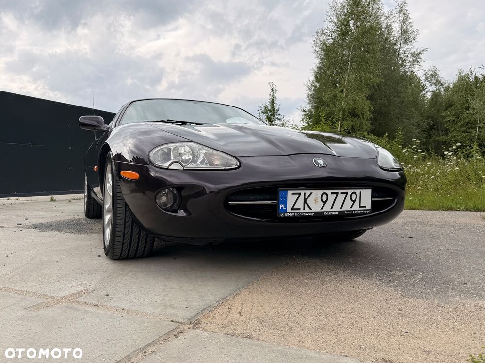 Jaguar XK8 - 16