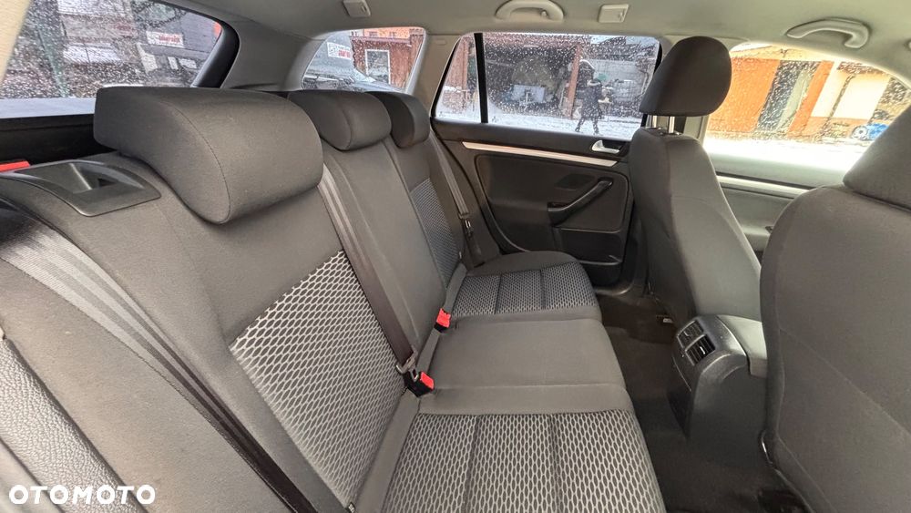 Volkswagen Golf 1.6 TDI DPF BlueMotion Technology DSG Comfortline - 22