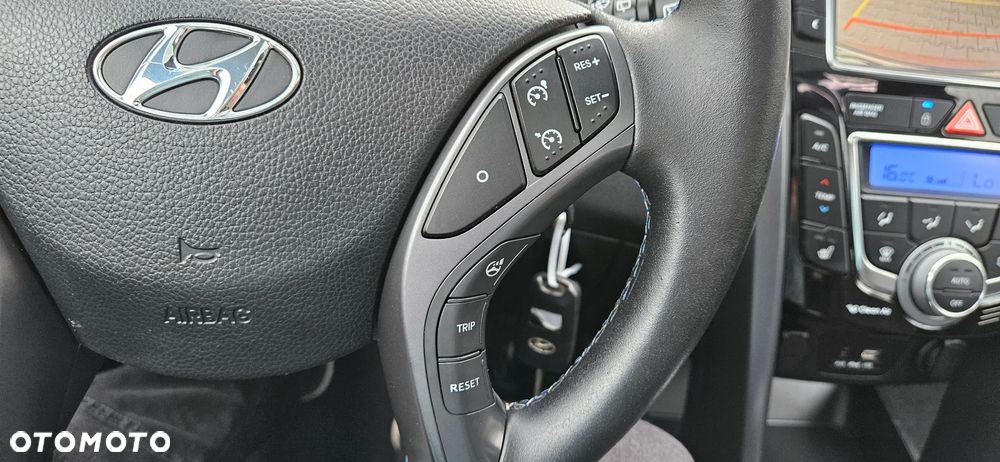Hyundai i30 1.6 CRDI Passion - 25