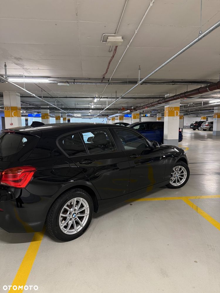 BMW Seria 1 120i Advantage - 5