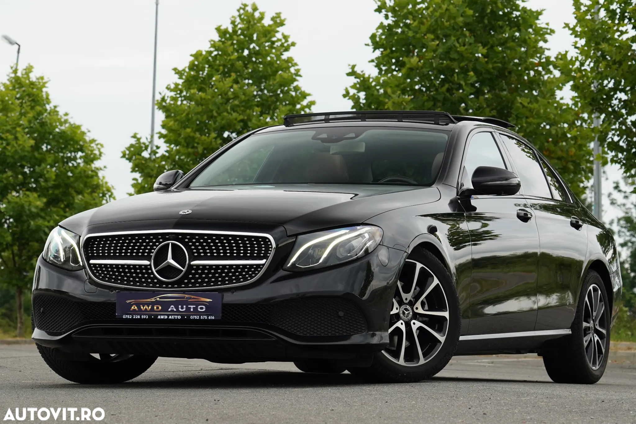 Mercedes-Benz E 220 d 9G-TRONIC Exclusive - 2