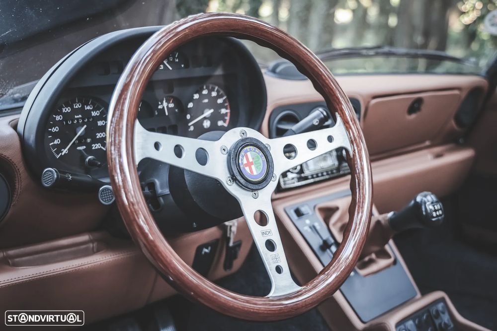 Alfa Romeo Spider 1.6 - 29