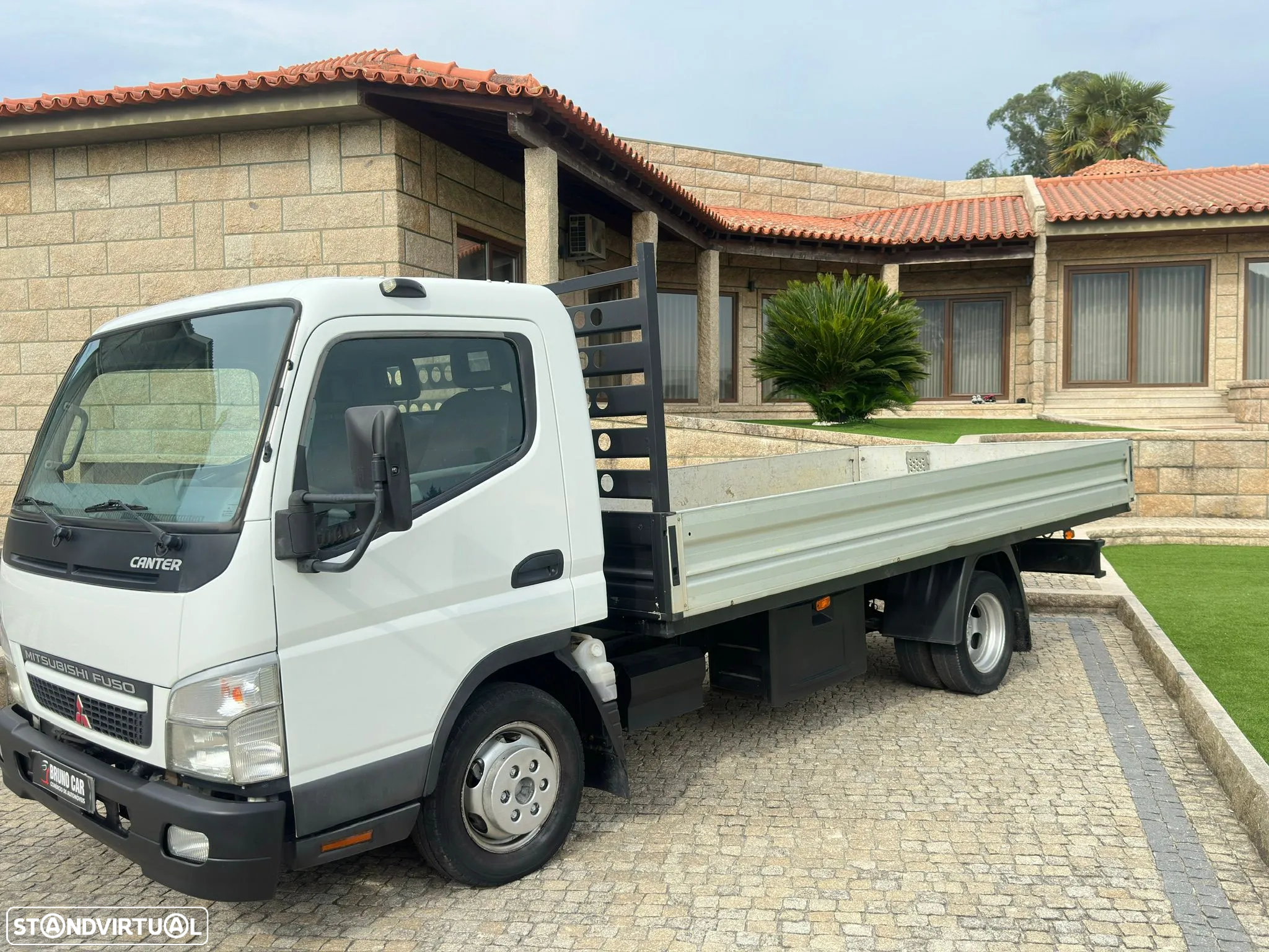 Mitsubishi canter - 4