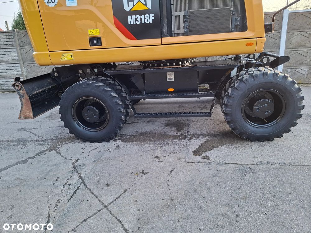 Caterpillar CAT M 318 F - 22