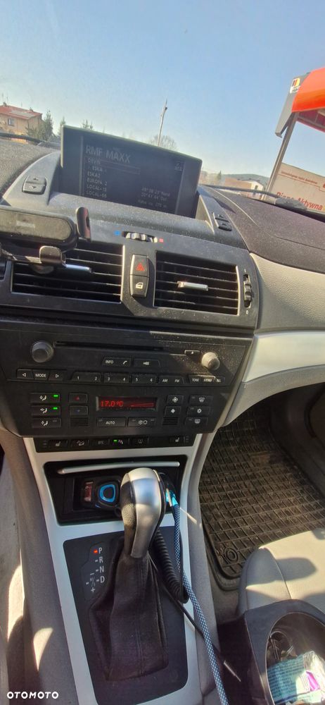 BMW X3 2.0d - 9
